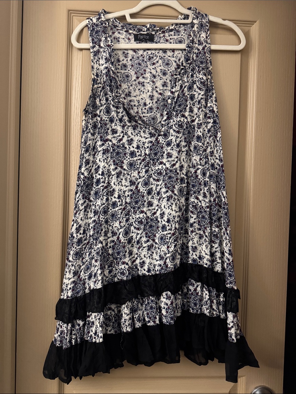 Papillon Blanc Navy Paisley Ruffle-Hem Mini Dress